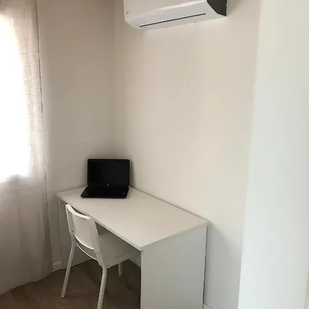 Casa All'angolo فيرونا
